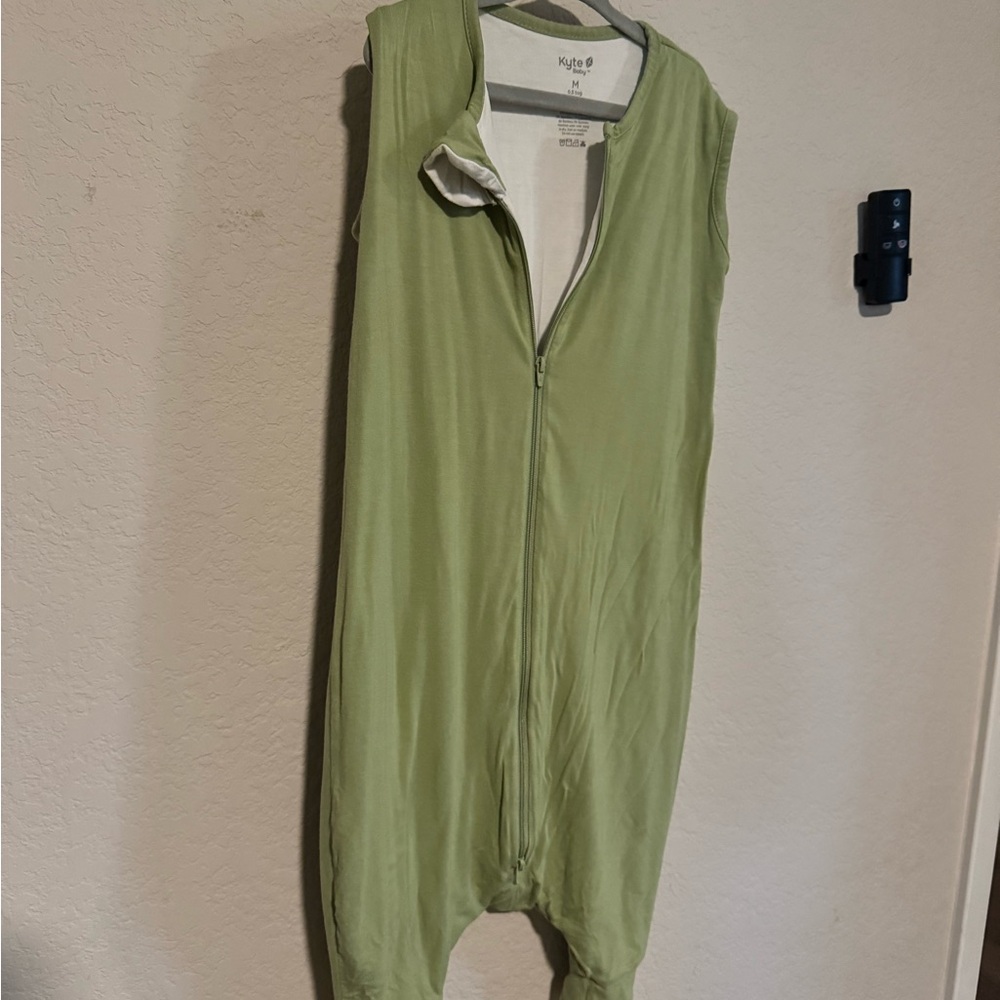 Kyte BABY sleep bag walker